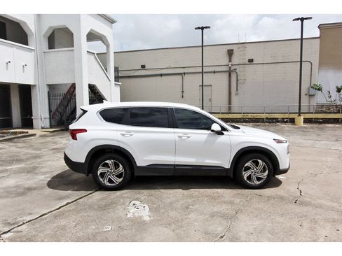 Used 2023 Hyundai Santa Fe SE FWD image 8