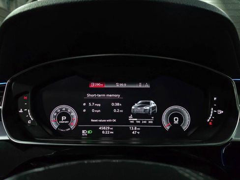 Used 2020 Audi A8 L 4.0T image 27