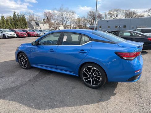 Used 2025 Nissan Sentra SR image 8