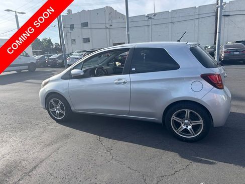 Used 2015 Toyota Yaris L FWD image 10