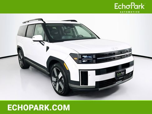 Used 2025 Hyundai Santa Fe Limited image 1