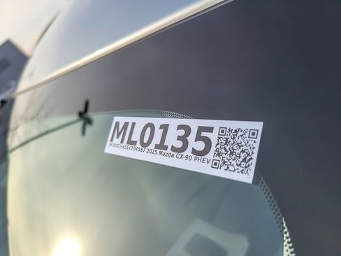 Used 2025 MAZDA CX-90 Plug-In Hybrid w/Premium Sport image 26