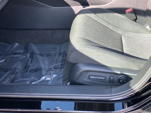 Used 2025 Honda Accord SE image 17