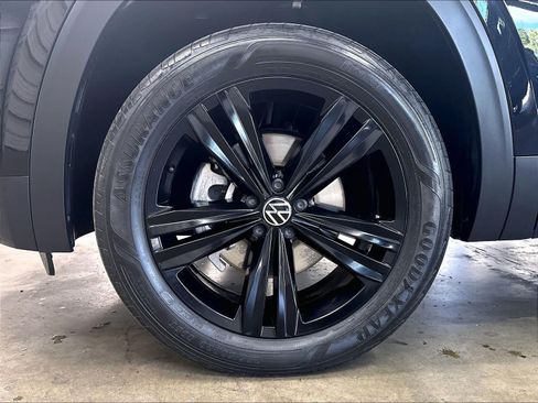 Used 2023 Volkswagen Atlas SE FWD image 36