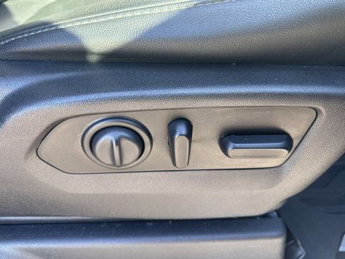 Used 2019 GMC Sierra 1500 SLT w/ SLT Premium Plus Package image 34