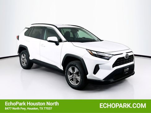 Used 2023 Toyota RAV4 XLE image 1