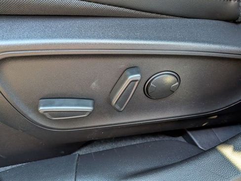 New 2026 Ford Escape SE image 10