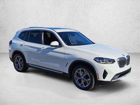 Used 2023 BMW X3 xDrive30i w/ Convenience Package image 3