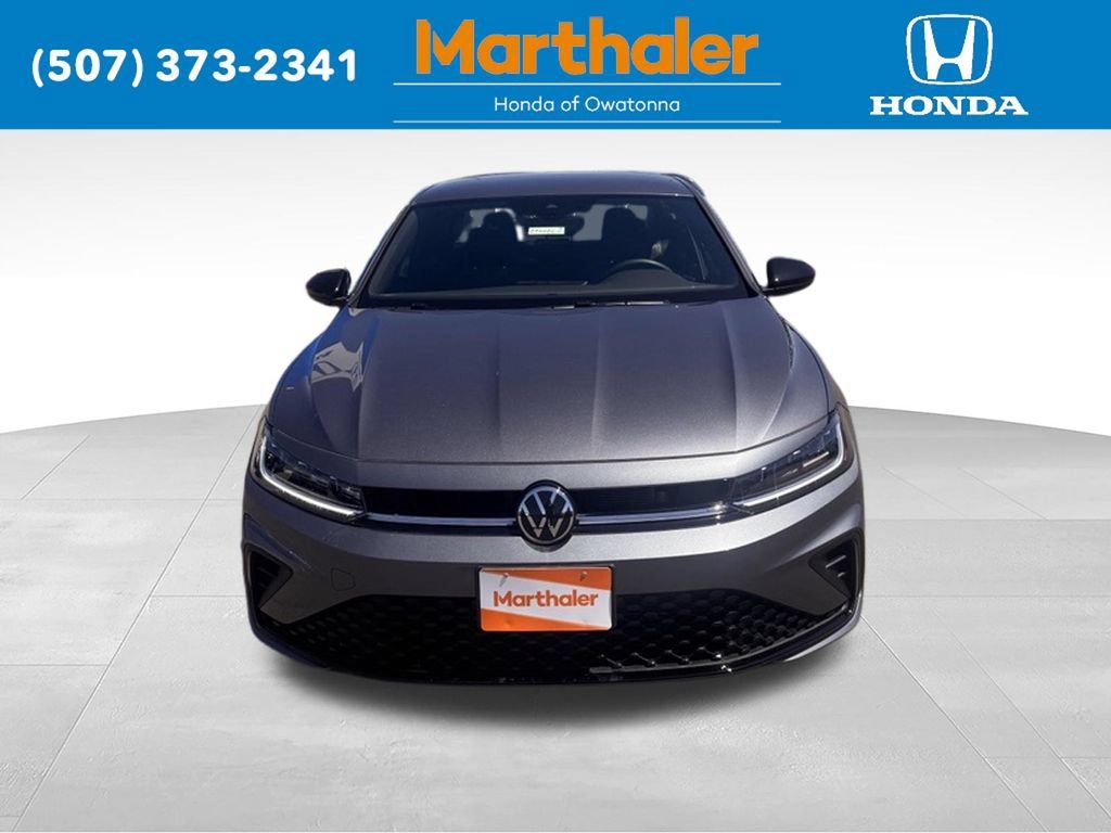 Used 2026 Volkswagen Jetta Sport FWD image 2