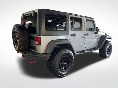 Used 2015 Jeep Wrangler Unlimited Rubicon w/ Dual Top Group AWD/4WD image 5