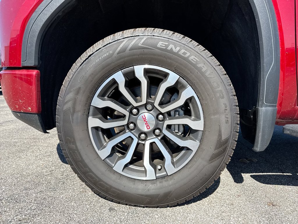 Used 2021 GMC Sierra 1500 AT4 w/ AT4 Premium Package AWD/4WD image 10