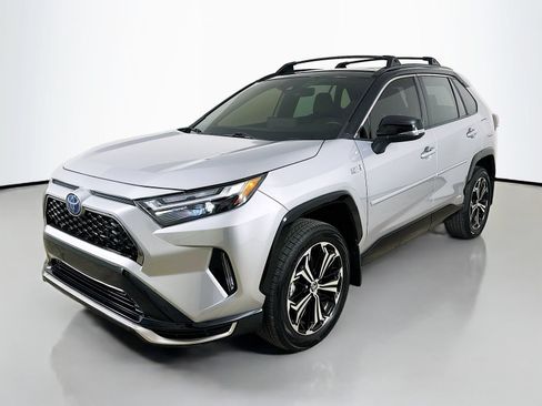 Used 2024 Toyota RAV4 XSE w/ Weather Package AWD/4WD image 1