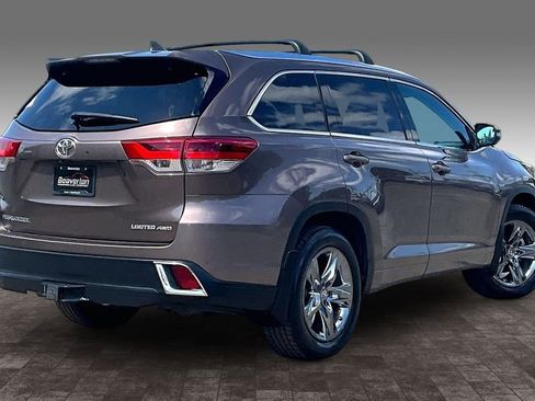 Used 2018 Toyota Highlander Limited Platinum AWD/4WD image 14