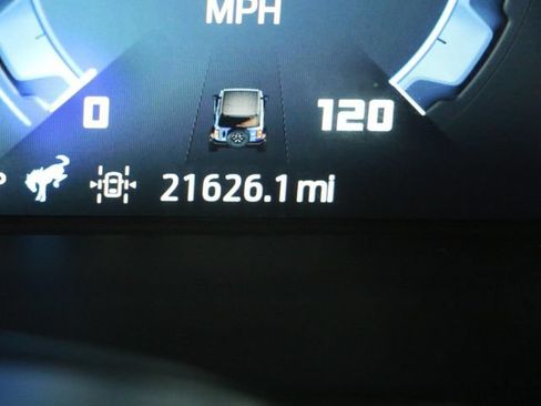 Used 2025 Ford Bronco Outer Banks AWD/4WD image 33