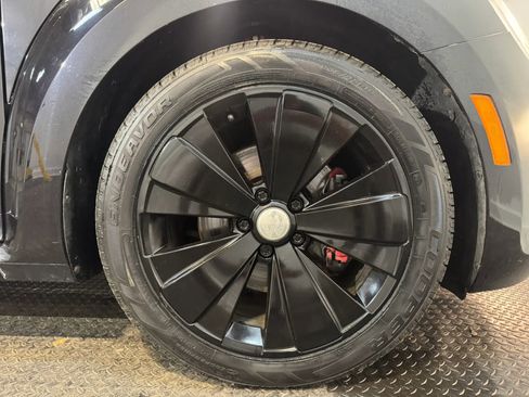 Used 2013 Volkswagen Beetle 2.0T FWD image 30