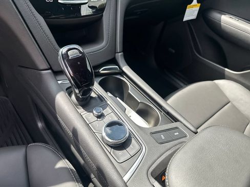 New 2026 Cadillac XT5 Premium Luxury w/ LPO, ONYX Package FWD image 40