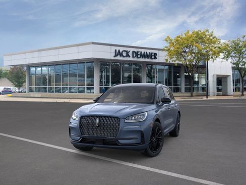 New 2026 Lincoln Corsair Premiere AWD/4WD image 2