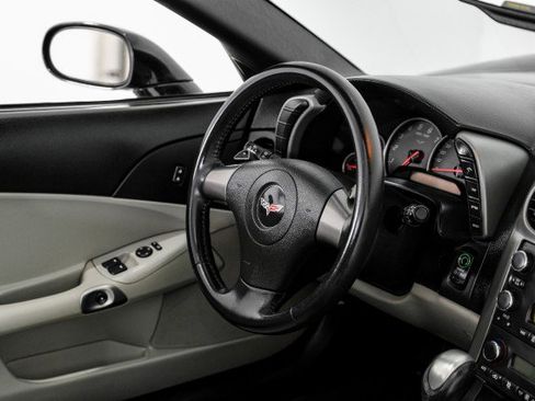 Used 2007 Chevrolet Corvette Convertible RWD image 12