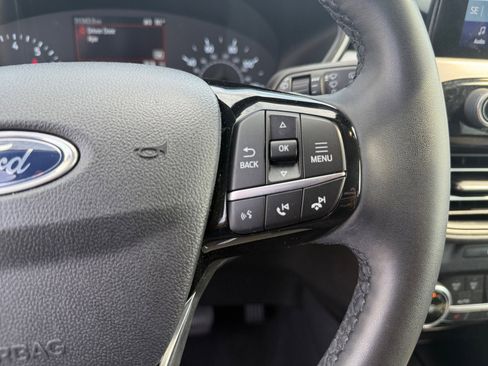 Certified 2022 Ford Escape SE w/ Cold Weather Package image 15