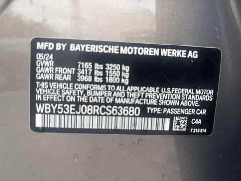 Certified 2024 BMW i7 xDrive60 image 35