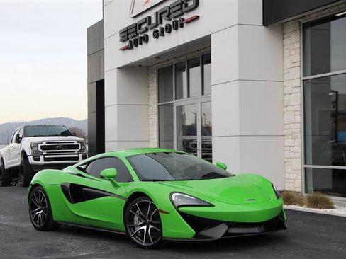 Used 2016 McLaren 570S Coupe image 2