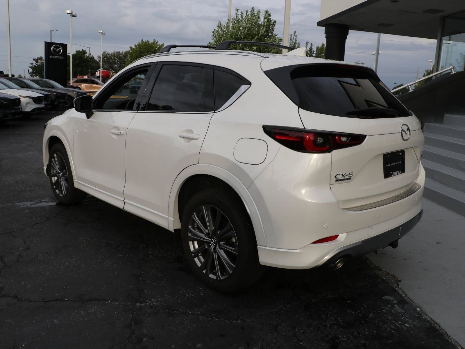 Certified 2025 MAZDA CX-5 Signature AWD/4WD image 3