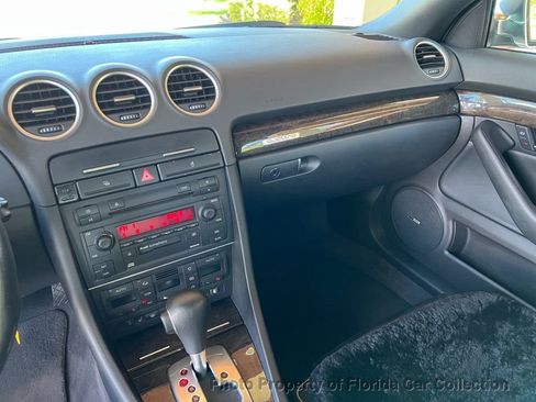 Used 2004 Audi S4 Cabriolet image 12
