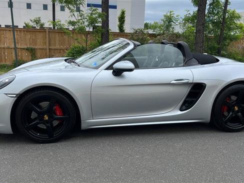 Used 2018 Porsche 718 Boxster RWD image 62