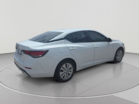 Used 2023 Nissan Sentra S FWD image 5