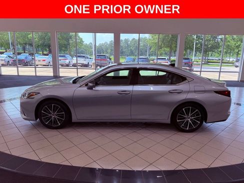 Certified 2023 Lexus ES 350 w/ Premium Package FWD image 5