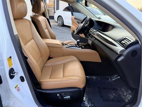 Used 2014 Lexus LS 460 w/ Comfort Package RWD image 12