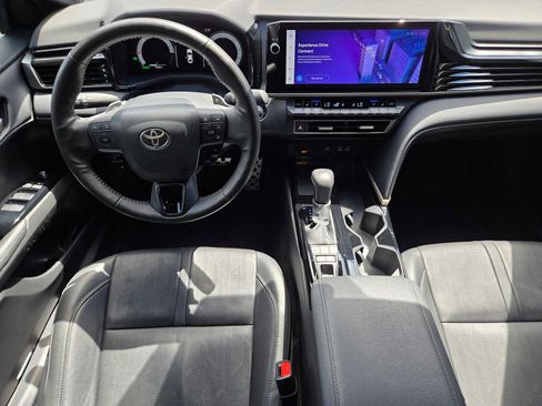Used 2025 Toyota Camry XSE w/ Premium Package AWD/4WD image 18