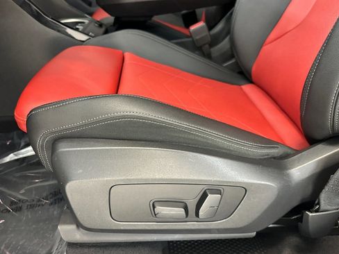 Used 2023 BMW X1 xDrive28i w/ M Sport Package image 15