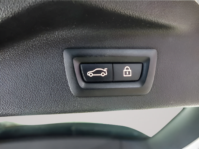 Used 2020 BMW X7 M50i AWD/4WD image 28