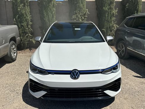 Used 2022 Volkswagen Golf R AWD/4WD image 3