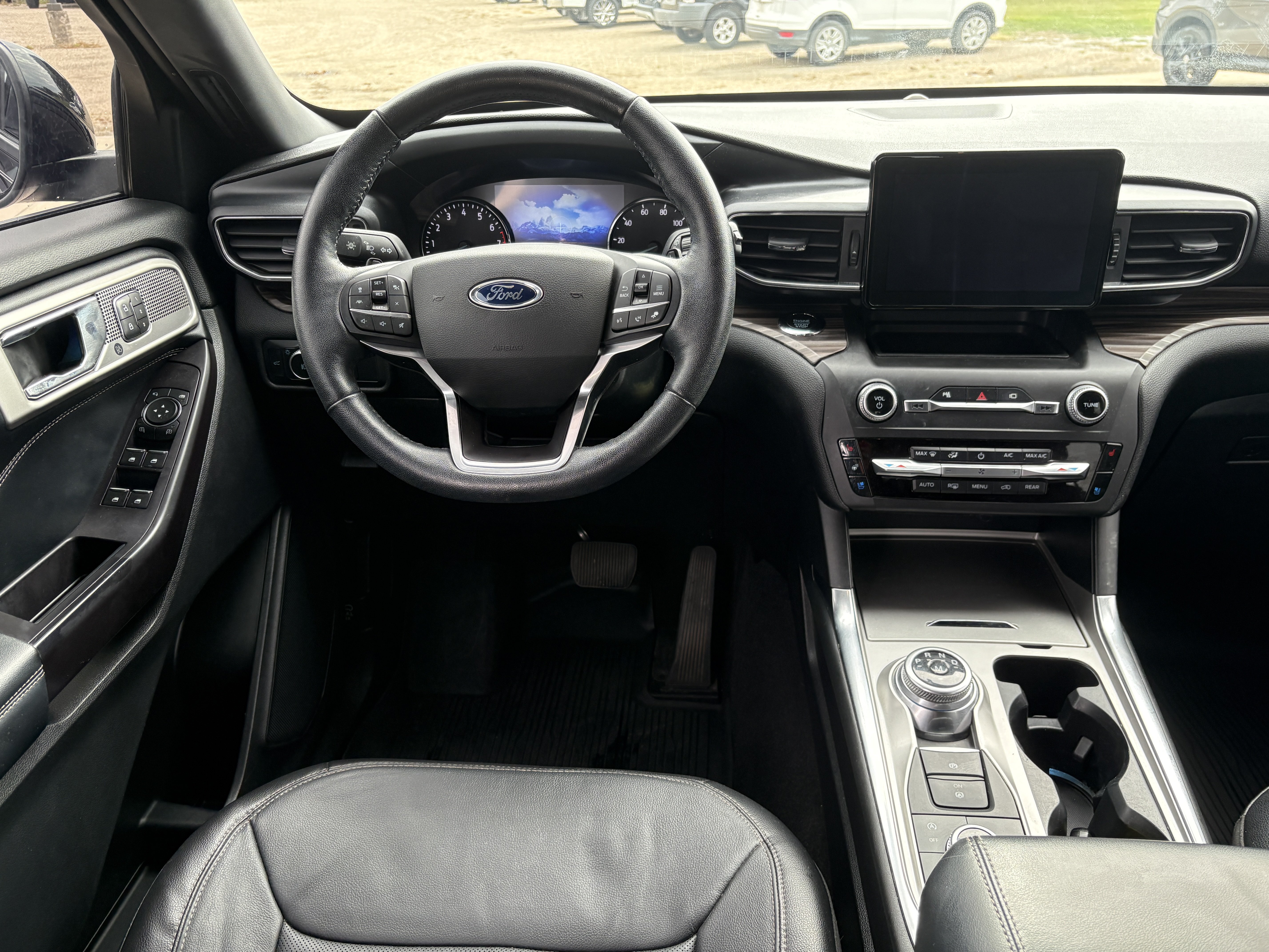 Certified 2020 Ford Explorer Limited AWD/4WD image 8