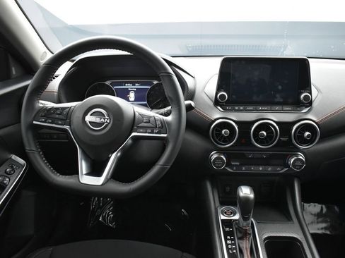 Used 2024 Nissan Sentra SR image 15