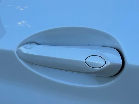 Used 2020 BMW X3 xDrive30e w/ Executive Package image 32