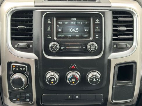 Used 2019 RAM 1500 Classic SLT AWD/4WD image 16