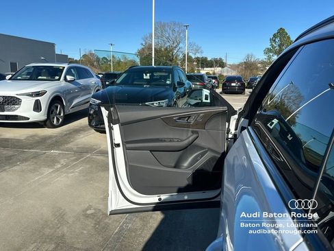 New 2026 Audi Q8 Premium Plus image 6