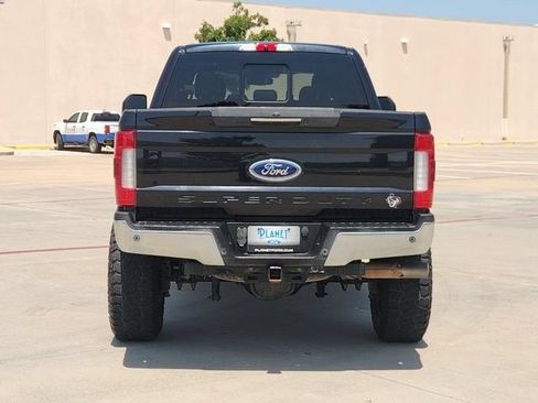 Used 2019 Ford F250 Lariat w/ Lariat Ultimate Package AWD/4WD image 6