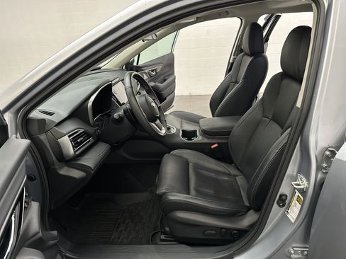Used 2024 Subaru Outback Touring w/ Popular Package #2 AWD/4WD image 18