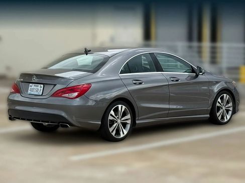 Used 2015 Mercedes-Benz CLA 250 image 8