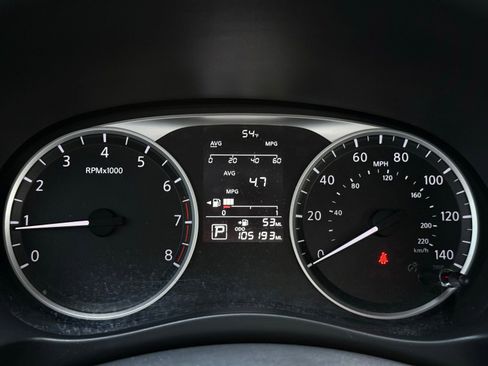 Used 2021 Nissan Kicks S FWD image 29
