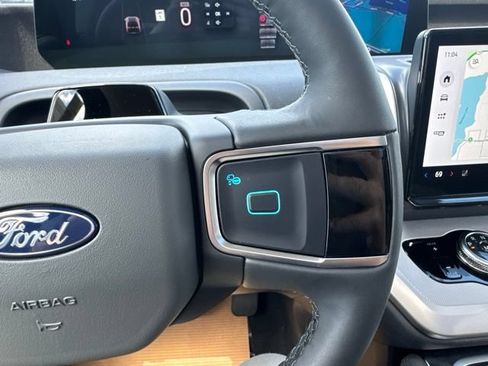 New 2026 Ford Expedition Max Active AWD/4WD image 30
