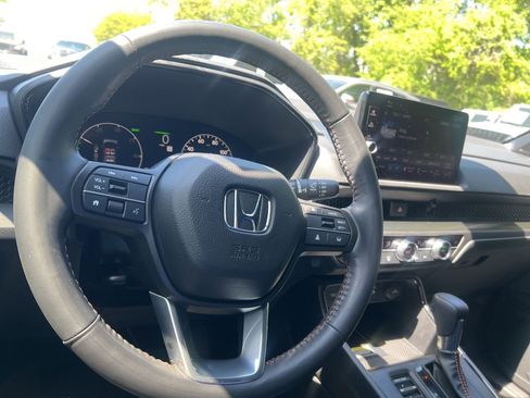 Used 2025 Honda CR-V Sport-L image 28