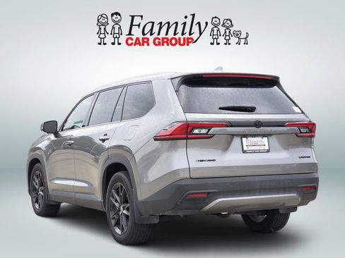 Used 2025 Toyota Grand Highlander AWD Hybrid image 3