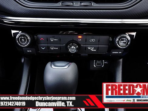 New 2026 Jeep Compass Latitude image 23