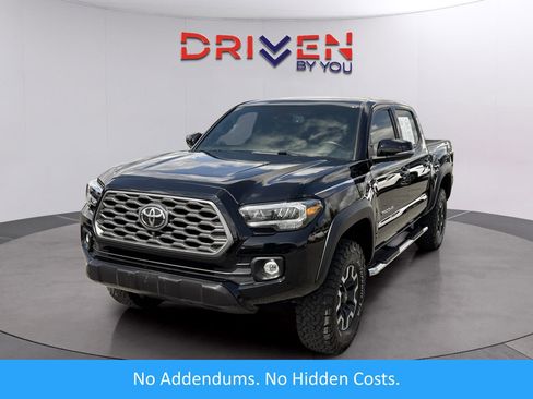 Used 2023 Toyota Tacoma TRD Off-Road w/ Advanced Technology Package AWD/4WD image 1