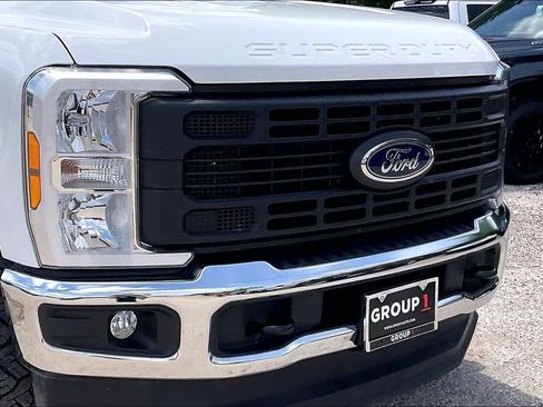Used 2025 Ford F350 XL w/ FX4 Off-Road Package AWD/4WD image 29